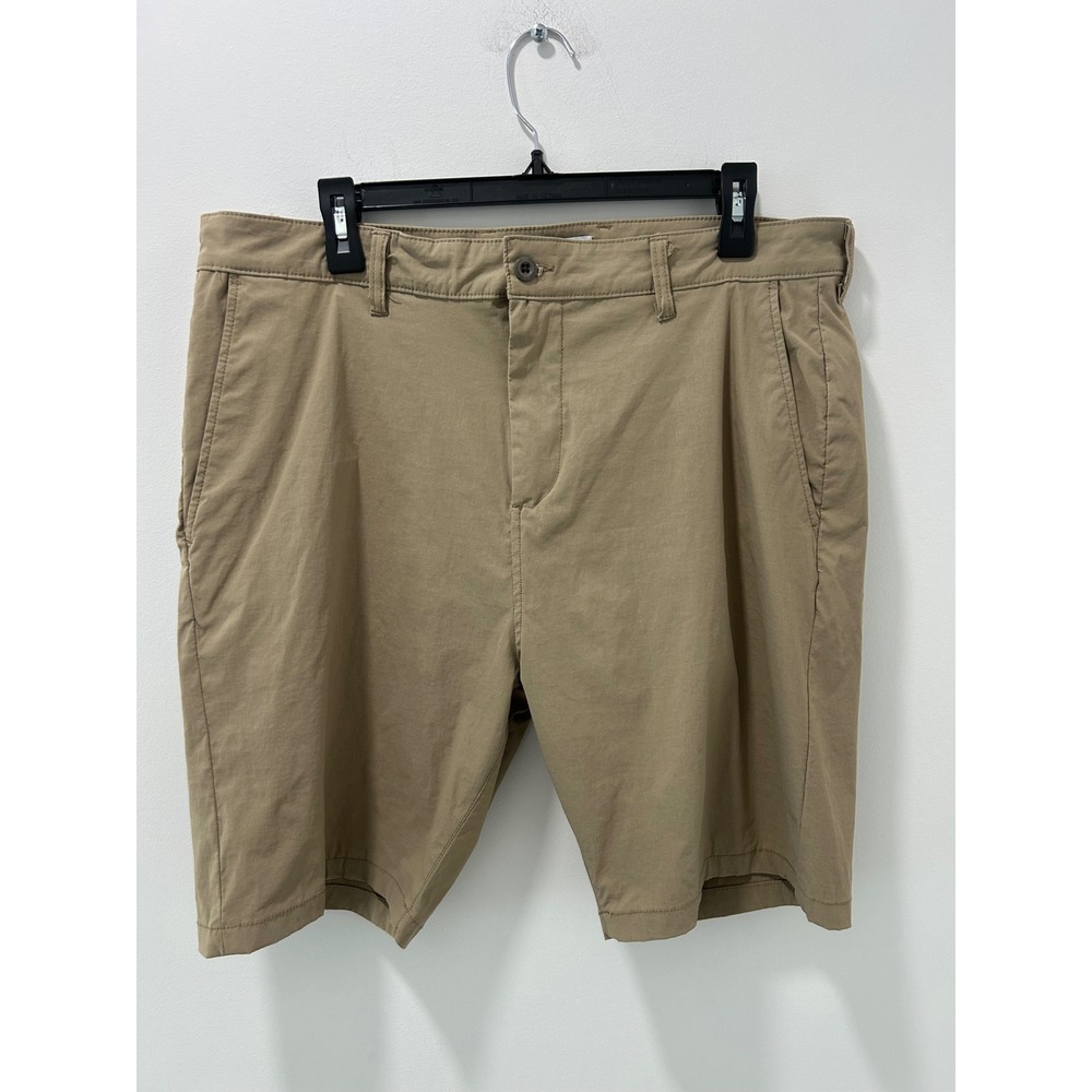 Kenneth Cole New York Mens 38 Slim Fit Tech Shorts Khaki Tan KS3P83TAUEB